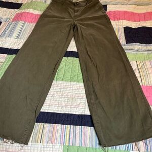 OAT brand Olive Green Wide-Leg Women’s Pants Size 8/29